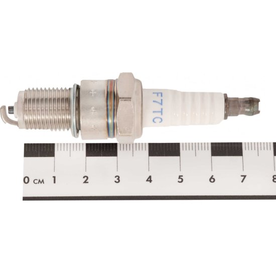 Свеча зажигания для культиватора и мотоблока Gigant SKL05-20