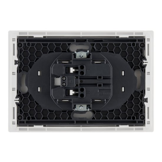 Розетка IEK Forte&Piano FP225 встраиваемая белая со шторками (FP-R23-10-1-K01)
