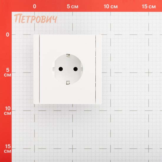 Розетка IEK Forte&Piano FP213 встраиваемая белая со шторками (FP-R14-16-1-K01)