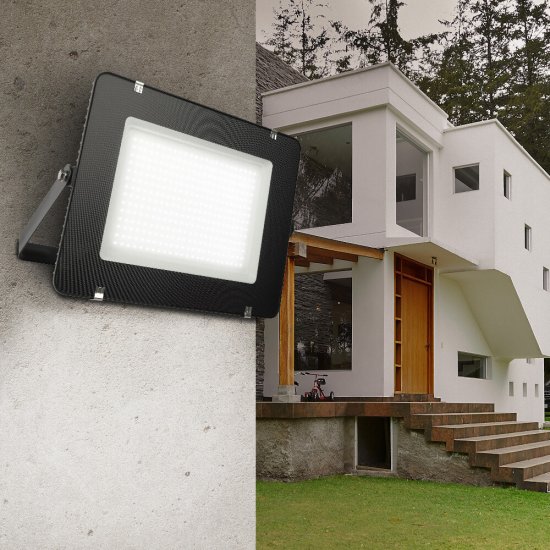 Прожектор светодиодный Эра LPR-02 6500К 300 Вт IP65 черный