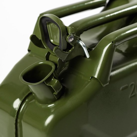 Канистра для технических жидкостей Павловская Заря 20 л металлическая зеленая