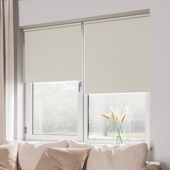 Рулонная штора блэкаут 42,5х175 см Legrand Blackout бежевая