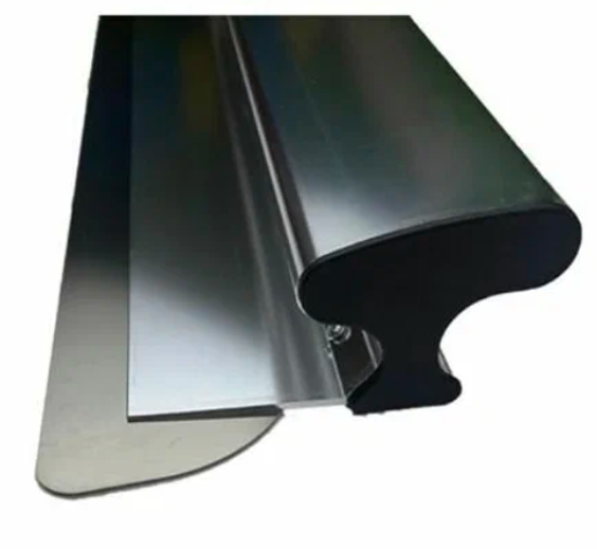 Шпатель-правило со сменными лезвиями 1200мм NeroFF