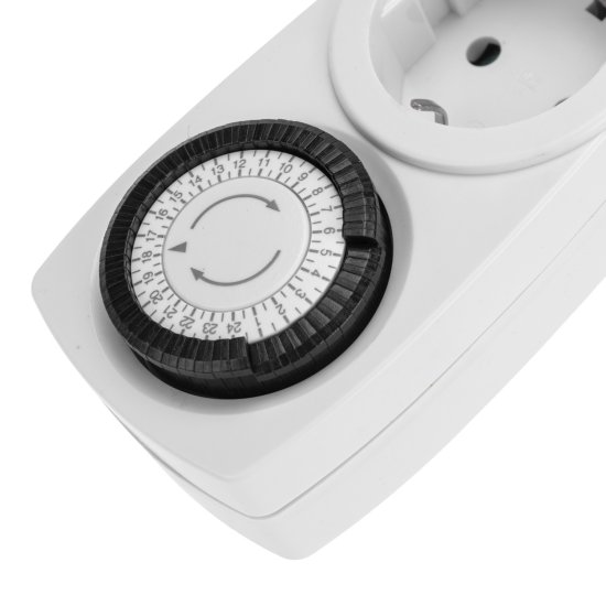 Розетка с таймером Rexant суточный цвет белый