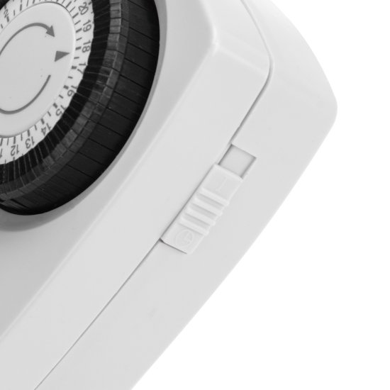 Розетка с таймером Rexant суточный цвет белый