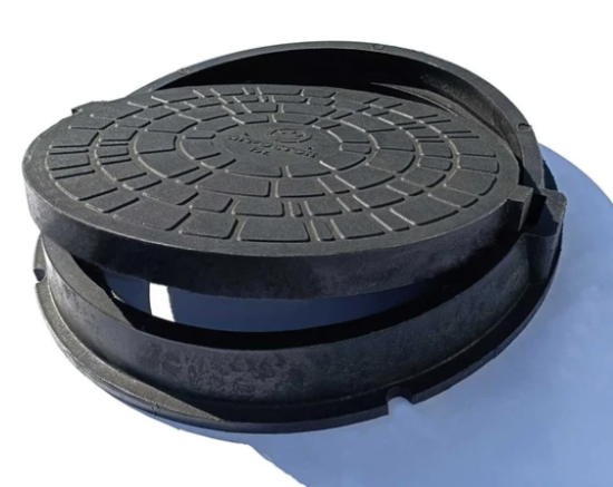 Люк полимерно-композитный тяжелый 760/110/60 мм 15 т (черный)