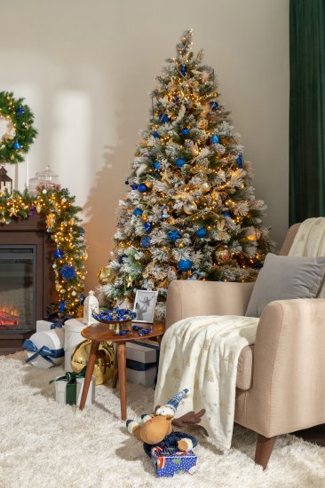 Ель новогодняя искусственная KREAFORTA заснеженная с шишками 210 см зеленый