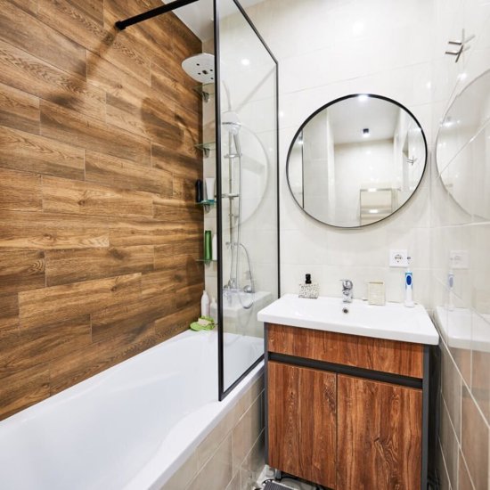 Установка жесткой шторки (ширмы) на ванну