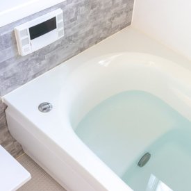 Установка прямоугольной ванны из акрила или стали