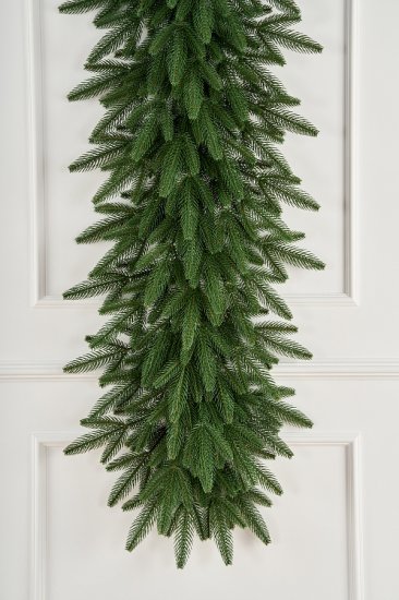 Хвойная гирлянда Max Christmas Романовская 150 см