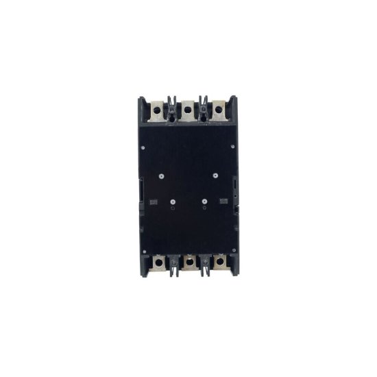 Автоматический выключатель в литом корпусе IEK Karat ВА88-37 3P 400А 35 кА 400 В (SVA40-3-0400)