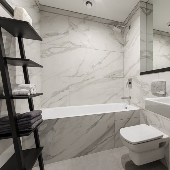 Укладка керамогранита или керамическо плитки размером 60*120 см. прямая