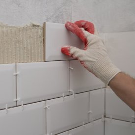 Укладка кухонного фартука керамической плиткой