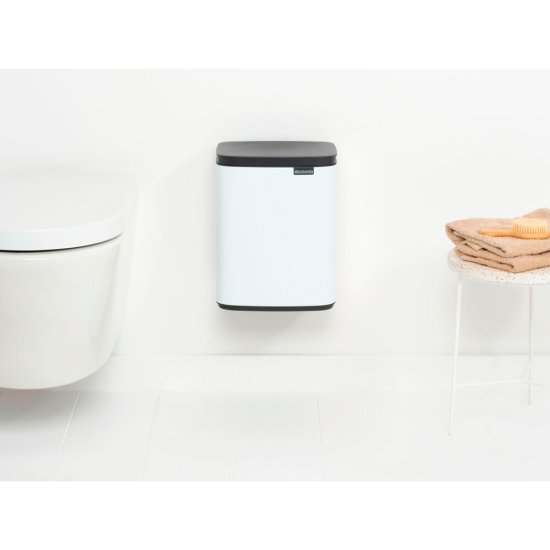 Ведро для мусора Brabantia Bo с крышкой 7 л металл белое