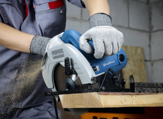 Пила циркулярная сетевая Dongcheng DMY07-185, 1500 Вт, 185 мм