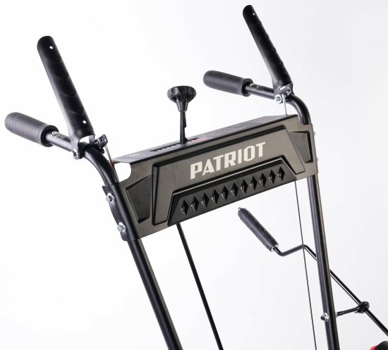 Снегоуборщик бензиновый PATRIOT PS 601 66 см 7 л.с.
