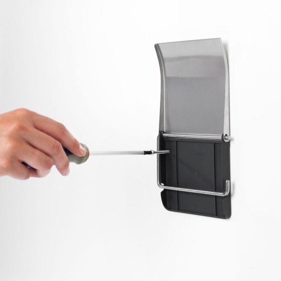 Держатель для туалетной бумаги Brabantia ReNew с крышкой сталь серебро (414589)