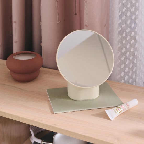 Декоративное зеркало овальное 17x20.5 см пластик цвет бежевый