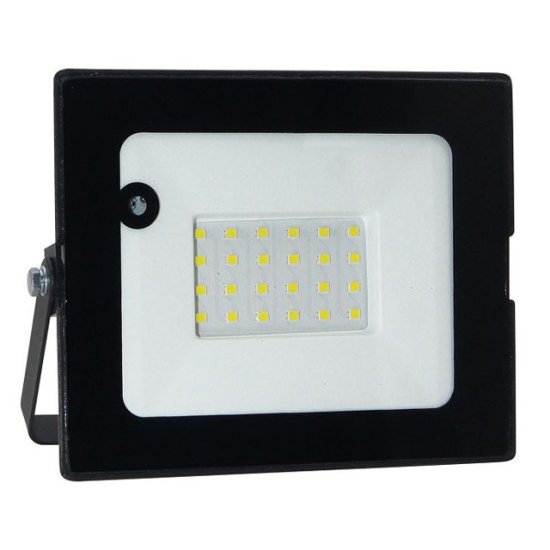 Прожектор светодиодиодный с датчиком движения UNIEL 30Вт 6500K IP65 220В черный