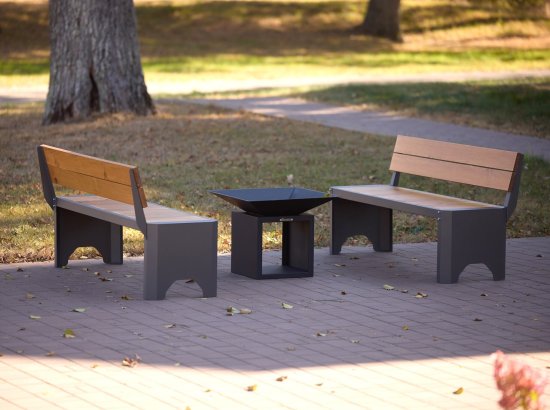 Скамья садовая City S CI-160S 166x56x79 см дерево черный/коричневый