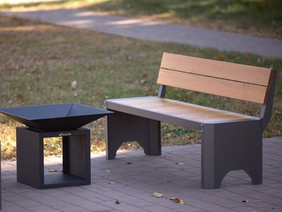 Скамья садовая City S CI-160S 166x56x79 см дерево черный/коричневый