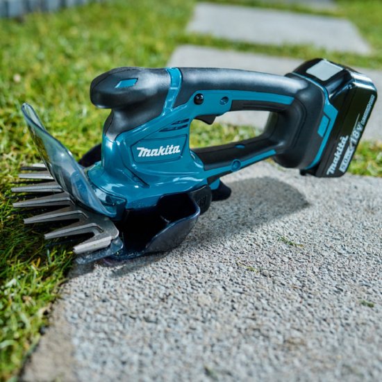 Ножницы аккумуляторные для травы Makita LXT DUM604ZX 18В 6Ач Li-Ion без АКБ и ЗУ