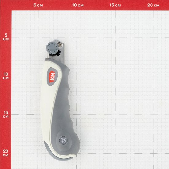 Нож строительный КМ 18 мм с сегментированным лезвием пластиковый корпус