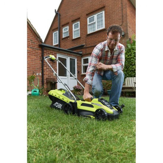Электрическая газонокосилка Ryobi RLM13E33S