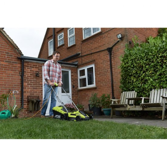 Электрическая газонокосилка Ryobi RLM13E33S