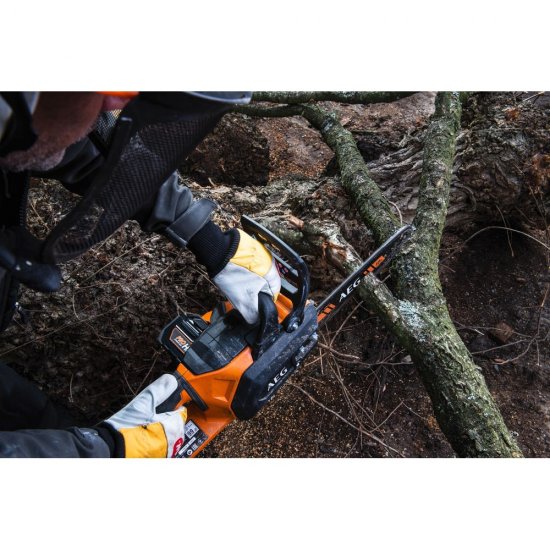 Бесщеточная пила AEG ACS18B30