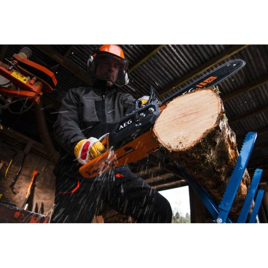 Бесщеточная пила AEG ACS18B30