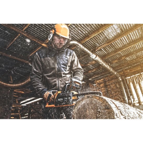 Бесщеточная пила AEG ACS18B30