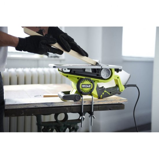 Ленточная шлифмашина Ryobi EBS 800V