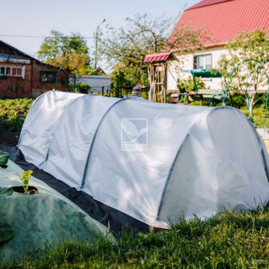 Парник Агротекс Агрогекса 4 м 5 полудуг с укрывным материалом