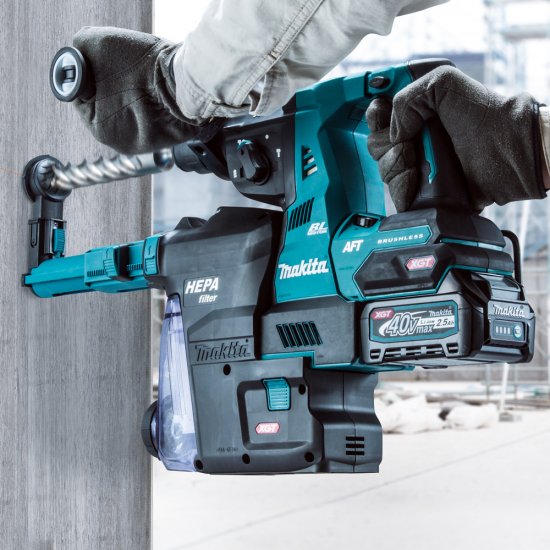Перфоратор аккумуляторный Makita 40 В 2,8 Дж 2х4Ач Li-Ion SDS-plus 2 АКБ и ЗУ (HR001GM201)