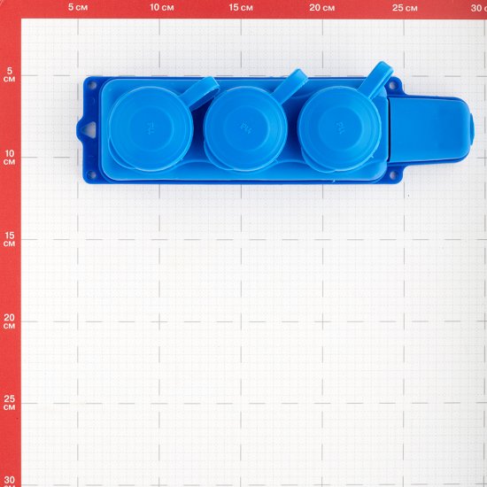 Розетка штепсельная Svet тройная с заземлением IP44 настенная синяя
