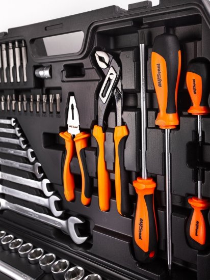 Набор инструментов универсальный AV Steel (AV-011118) (118 шт.)