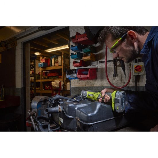 Многофункциональный инструмент Ryobi ONE+ R18MT-0