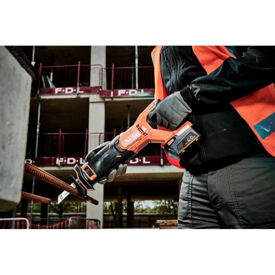 Сабельная пила AEG BUS18C2-0