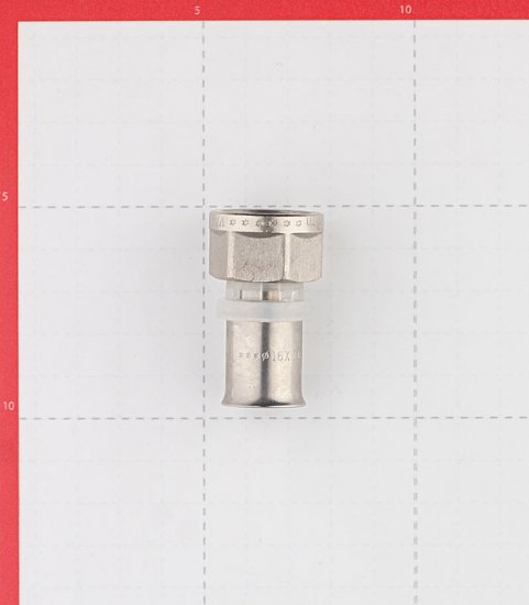 Соединитель прямой VALTEC (VTm.202.N.001604) 16(пресс) х 1/2 ВР(г)