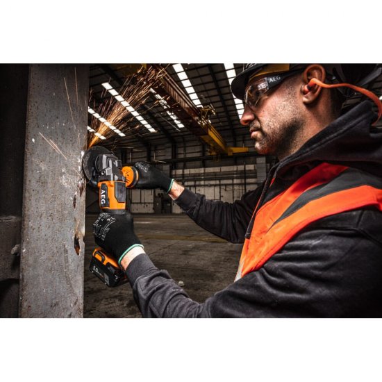 Бесщеточная болгарка (ушм) AEG BEWS18-125BLLI-502C