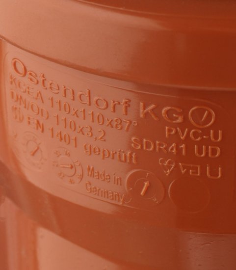 Тройник Ostendorf KGEA d110 мм 87° пластиковый для наружной канализации (220400)