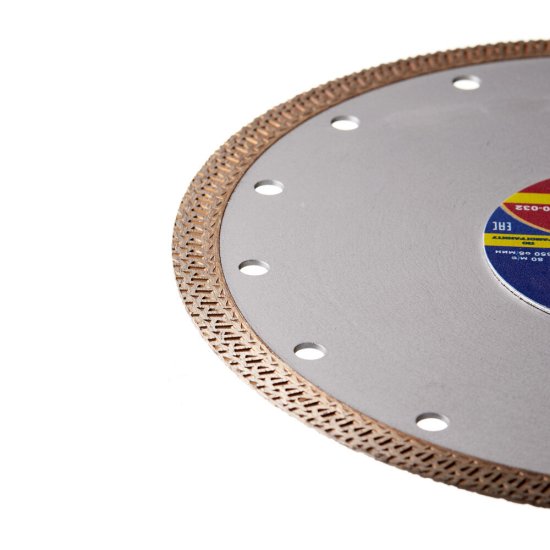 Диск алмазный по керамограниту Практика 200x25,4x1,8 мм турбо мокрый рез (640-032)