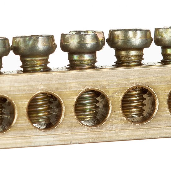 Шина нулевая на 2-х угловых изоляторах EKF PROxima 6х9 мм 20 отверстий синяя (sn0-2-63-20-r)