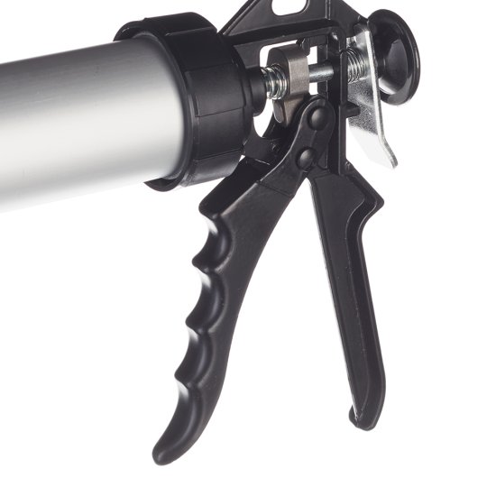 Пистолет для герметика закрытый 600 мл Hesler