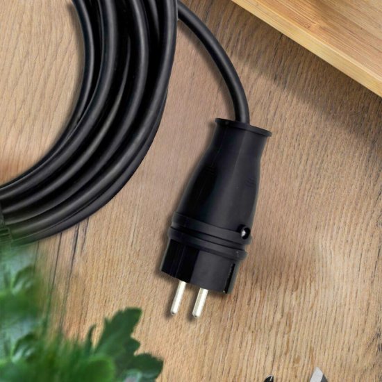 Вилка штепсельная Svet с заземлением IP44 черная