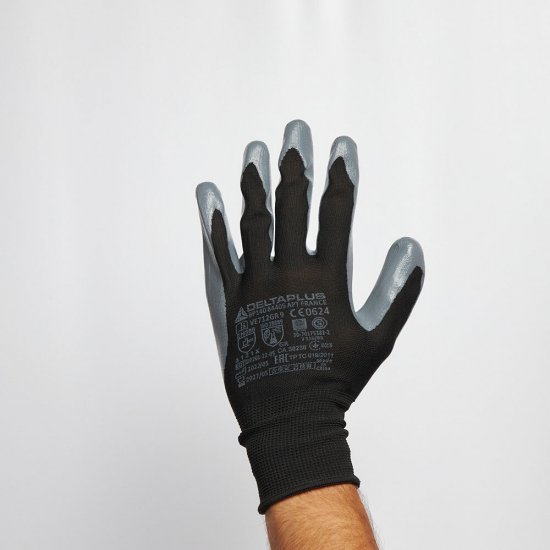 Перчатки полиэстеровые маслобензостойкие с нитриловым обливом Delta Plus черно-серые 9 (L) (VE712GR09/1692)