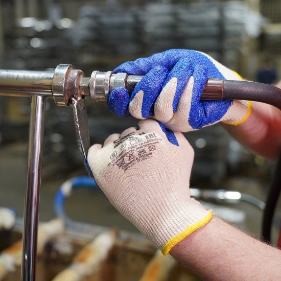 Перчатки х/б нефтемаслостойкие с одинарным вспененным нитрильным латексом СВС Нитрикс 8 (М) (42-351)