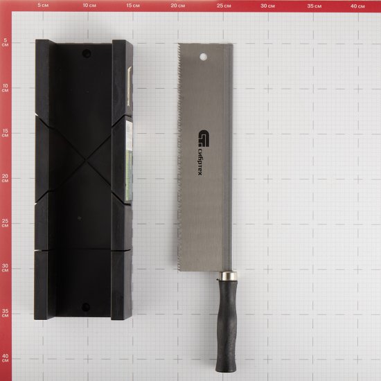 Стусло Сибртех пластиковое с пилой 300х60 мм (222307)