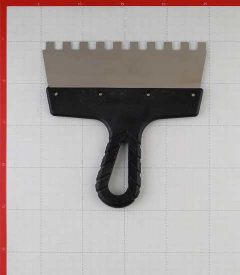 Шпатель зубчатый 200х10 мм с пластиковой ручкой (131150)